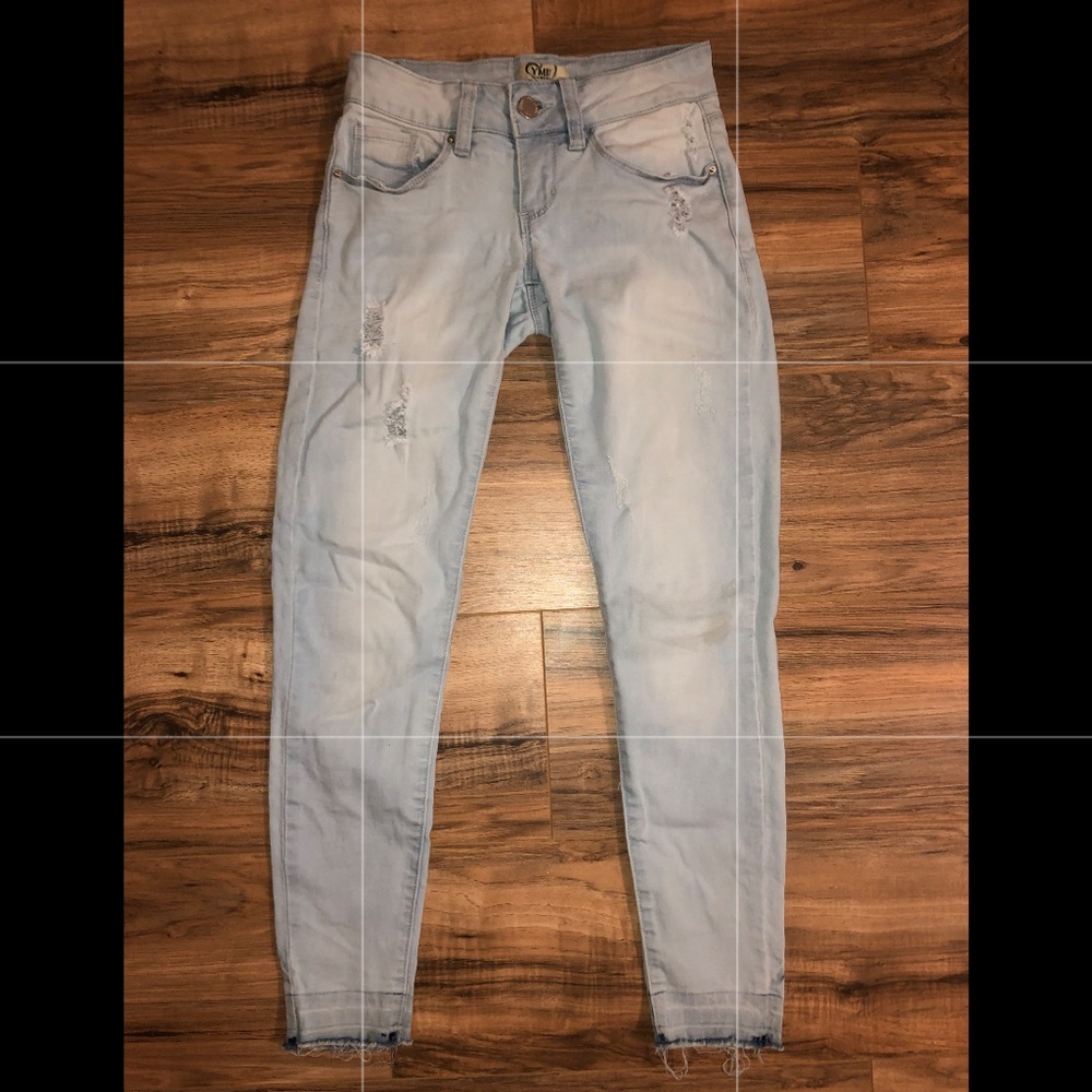 light wash jeans